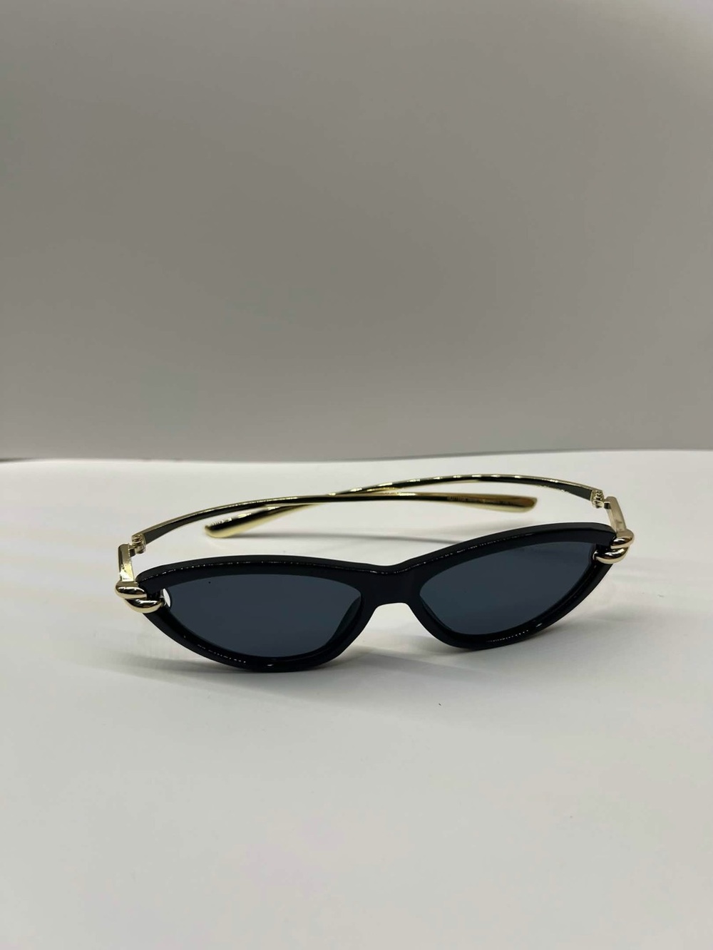Bottega Veneta Black Oval Cat Eye Sunglasses Gold Metal Arms